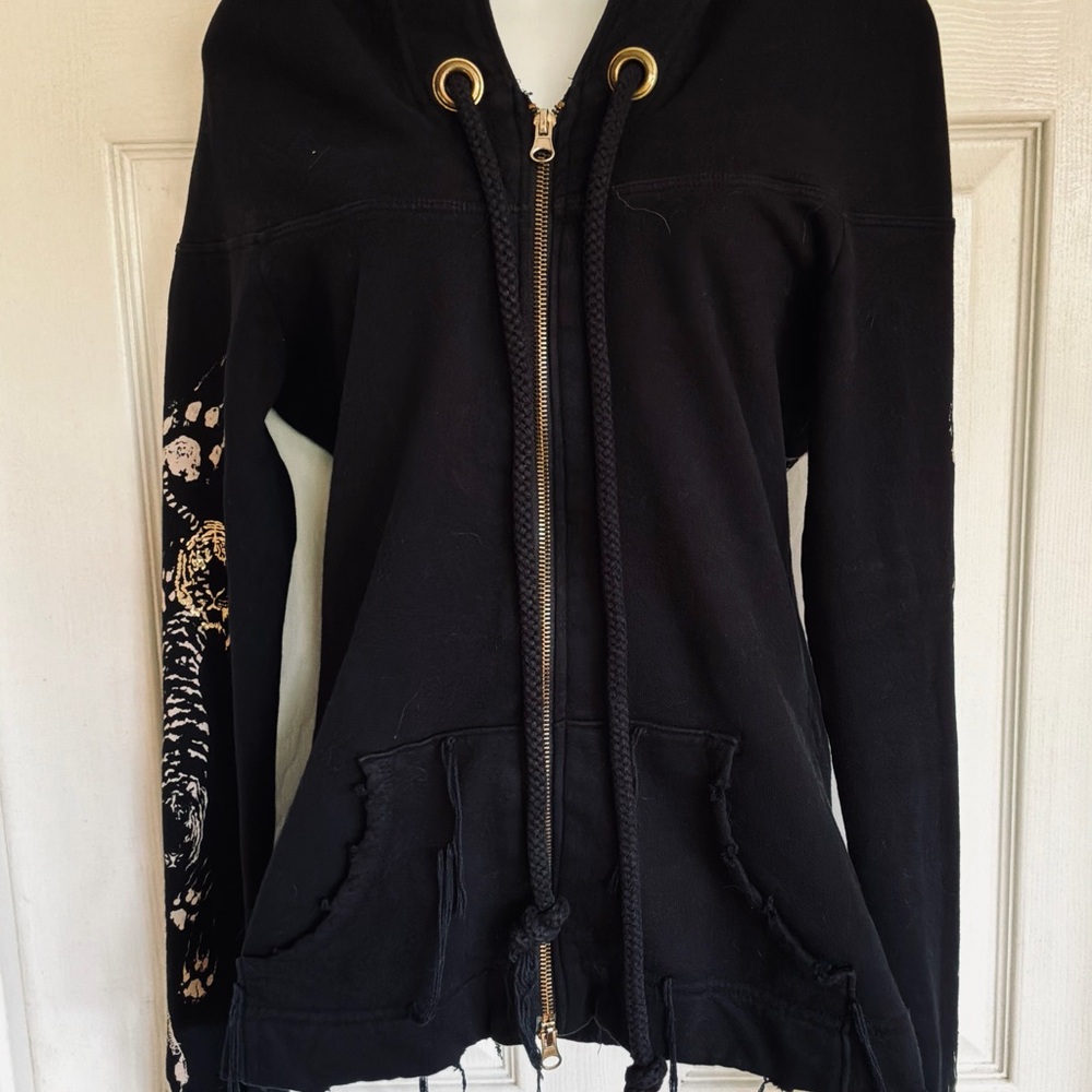 LAUREN  MOSHI …hoodie with tiger design